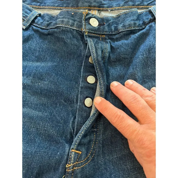 Levi 501 button fly jorts (denim shorts) 44W 9inseam - Picture 2 of 6